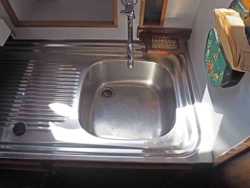 Fore ship, Accommodation